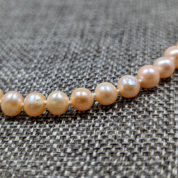 REAL 6-7mm Peach Pearl Necklace - Picture 3 of 10